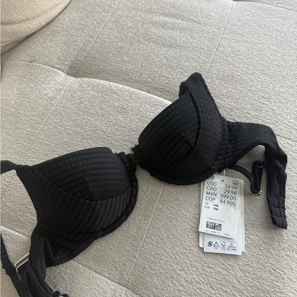 H&M Textured Black Bikini Top